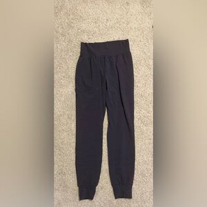 Athleta Women’s dark purple cruise Jogger